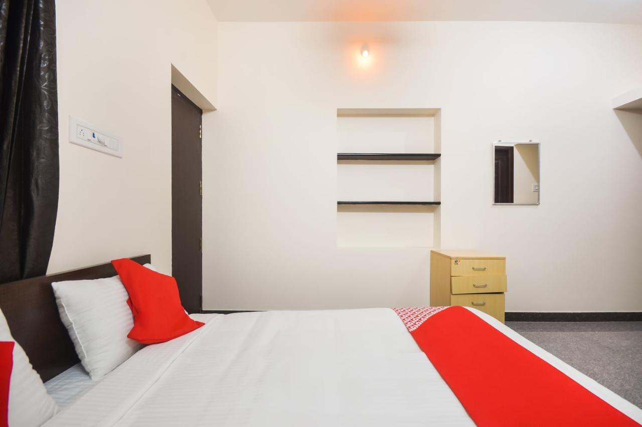 Отель Oyo 70250 Royal Residency Namakkal Экстерьер фото